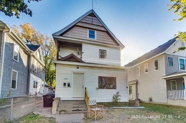 Building Photo - 2401 Fillmore St NE Unit 2 Rental