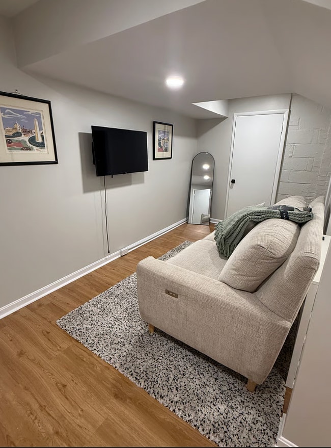 Building Photo - 1781 Sycamore St NW Unit English Basement