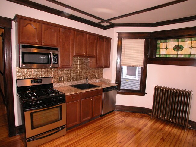 Beautiful Kitchen - 208 Ontario St Unit B