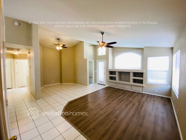 Photo - 1872 E San Tan St