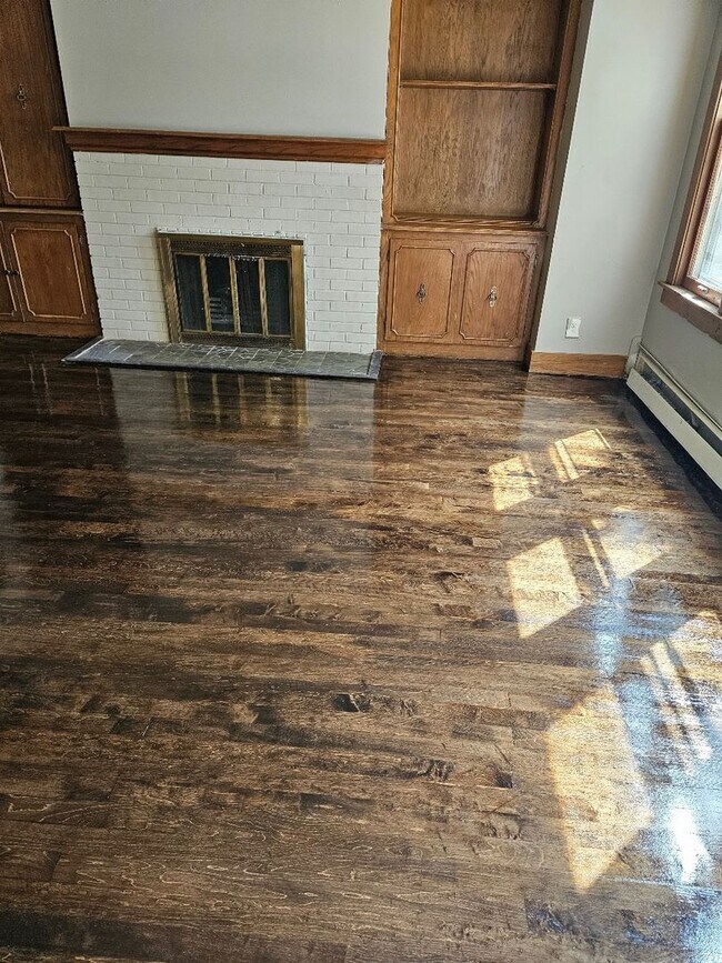 Photo - 2902-2904 N 40th st Unit 2902 N 40th st lower