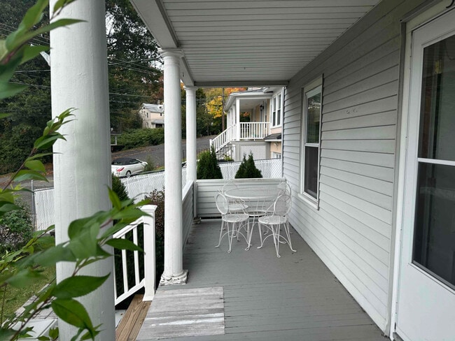 Photo - 50 Westbury Park Rd Apartamento