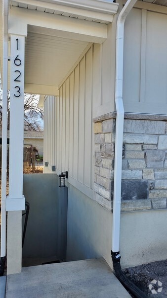 Building Photo - 1623 S 200 E Rental