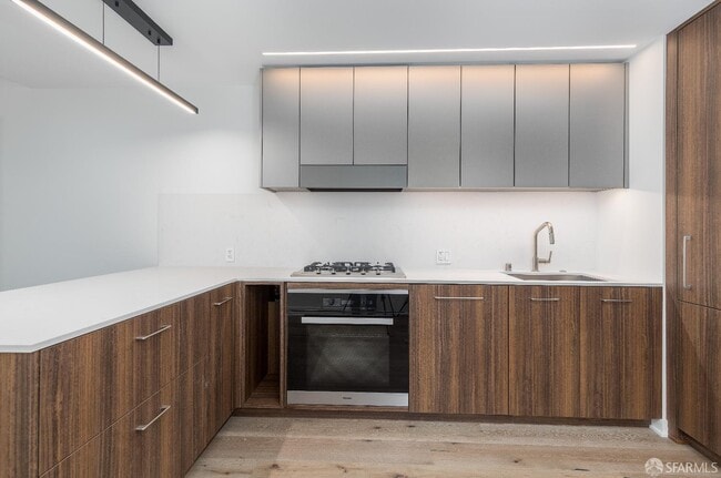 Photo - 280 Spear St