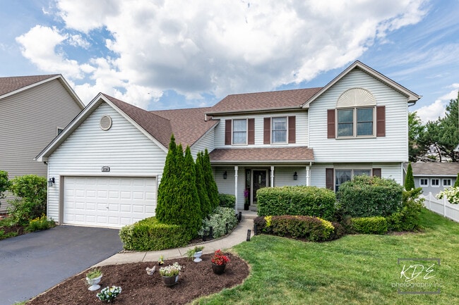 Building Photo - 3730 Baybrook Dr