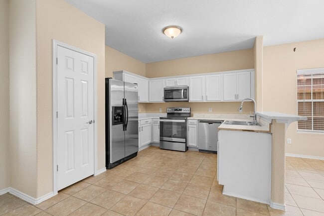 Photo - 6238 Cottage Pines Dr