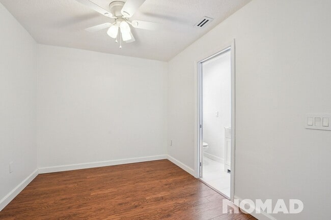 Photo - 8014 Winpine Ct