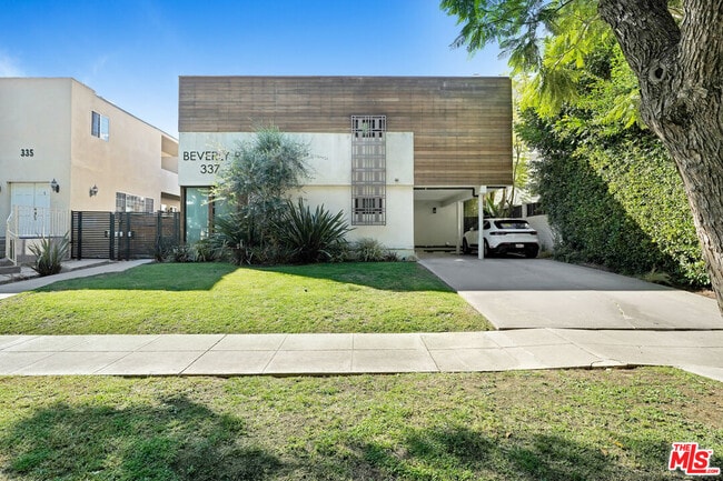 Photo - 337 N Oakhurst Dr Unidad 1