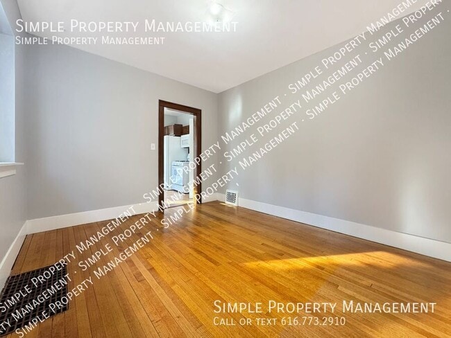 Photo - 507 Glenwood Ave SE Unidad 2