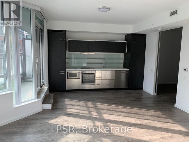 Photo - 45 Charles St E Unit 715