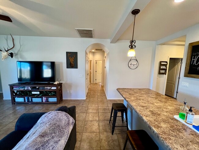 Photo - 4210 E Alamo St