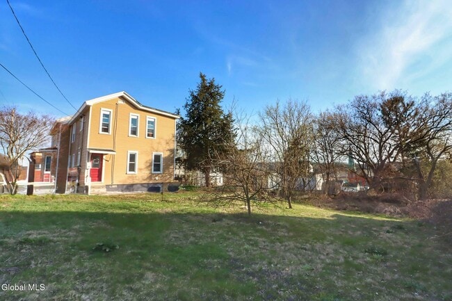 34 Kimball St Unit 1