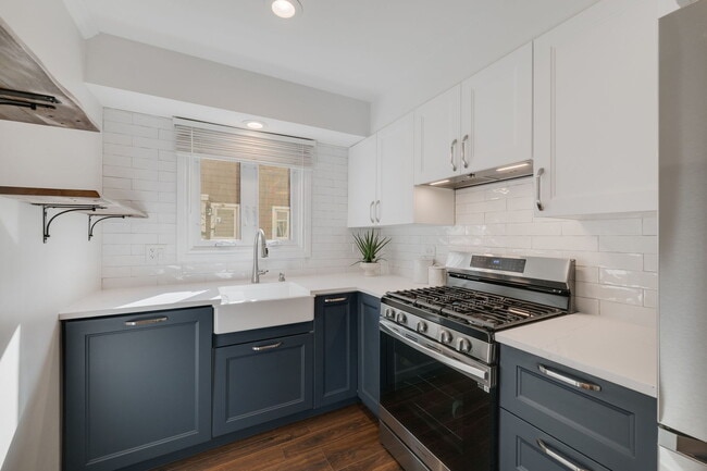 Photo - 315 Hawthorn Ave