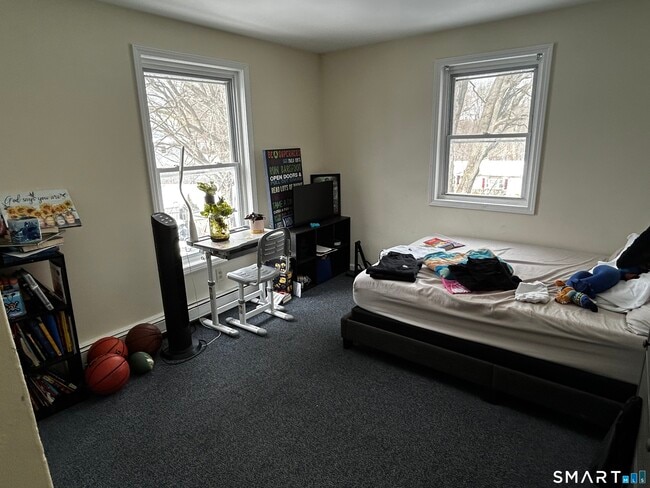 Photo - 9 Concord St