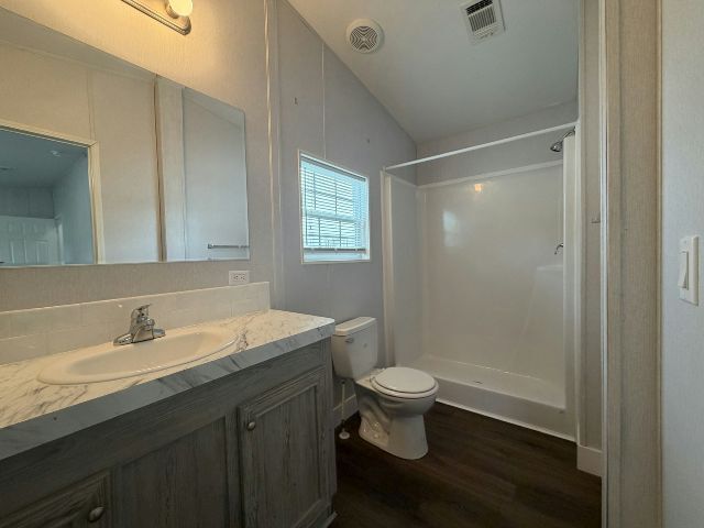 1531 Semon Dr