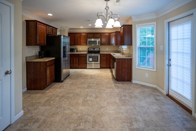 Photo - 10722 Modesto Ln