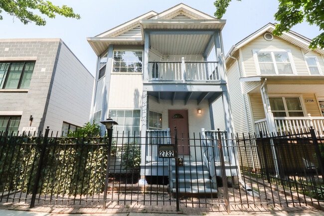 Photo - 2732 W Washington Blvd House