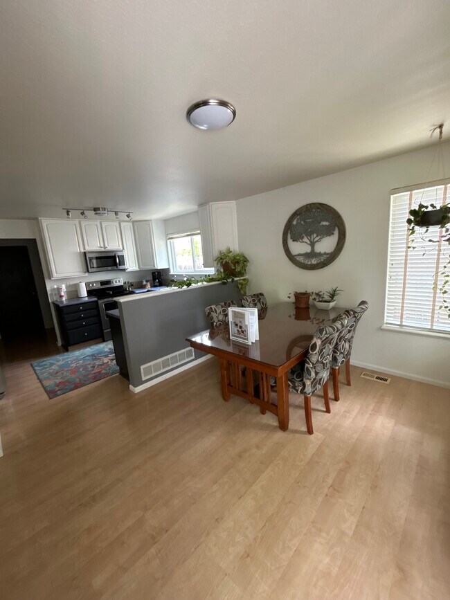 Photo - 1816 18th Ave