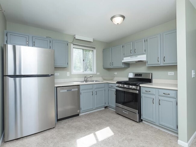 Photo - 1227 Andover Cir