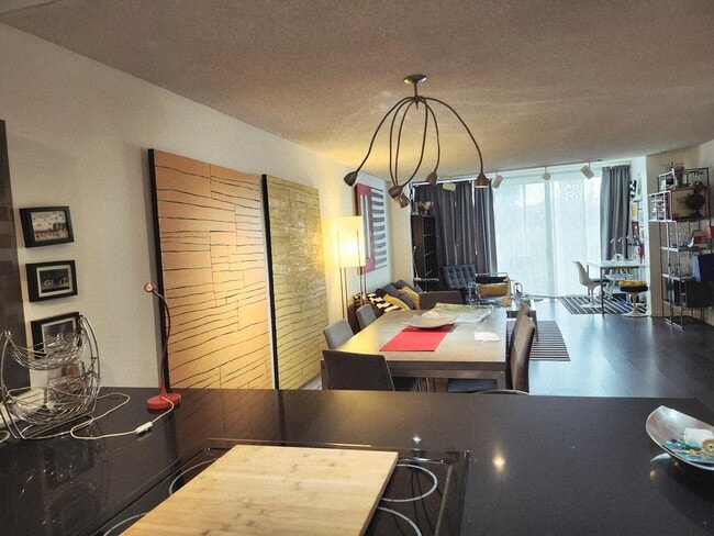 4471 Luxemburg Ct Unit 101