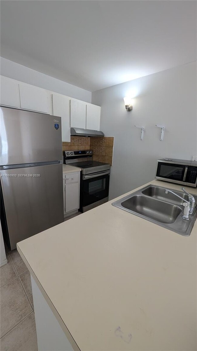 Photo - 2701 Riverside Dr Unit 206-B