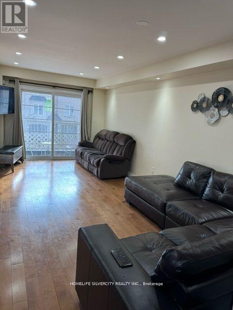 Photo - 4 Burnsborough St