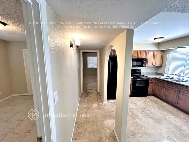 Photo - 4319 N 79th Dr