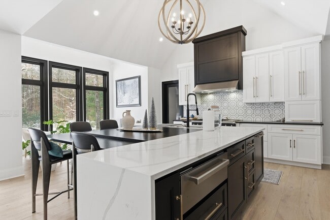 Photo - 15 Joshua Rd