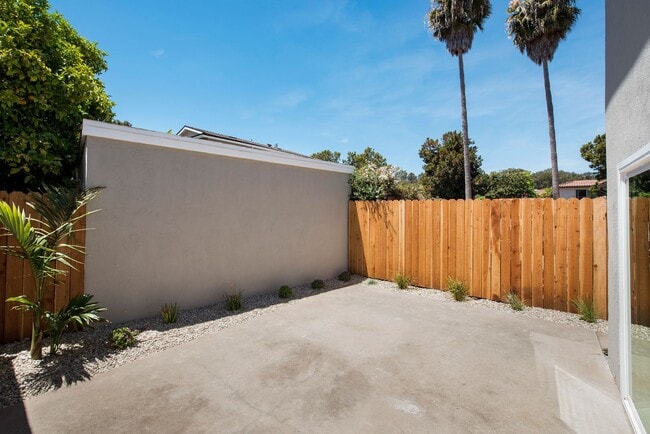 Photo - 3741 Mariana Way Unit B