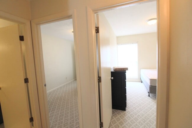 Photo - 1408 Bradley Dr