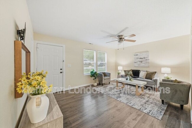 Photo - 1626 Nemnich Rd