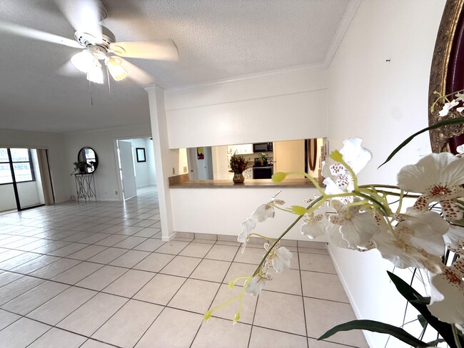 Photo - 1010 Green Pine Blvd Unit G1