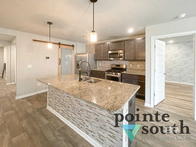 Photo - 8347 Harmon St