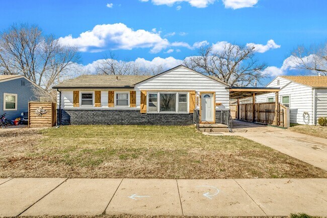 Photo - Charming 3 Bedroom Rental in Wichita with ...