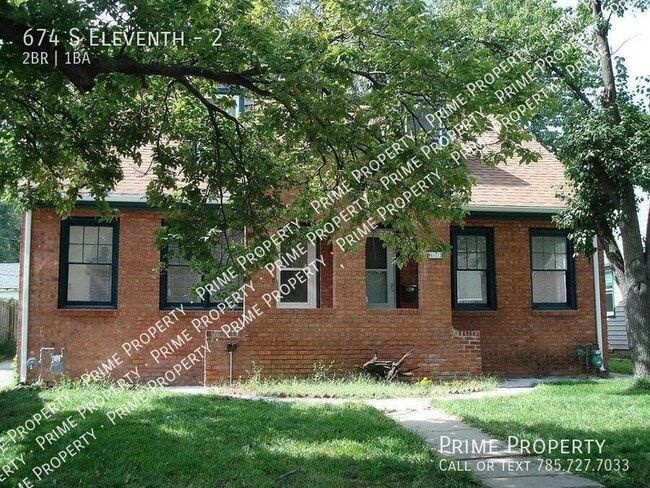 Building Photo - 674 S Eleventh-2 Unit 2