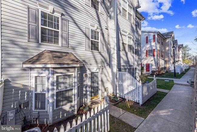 Photo - 8055 Brookstone Ct