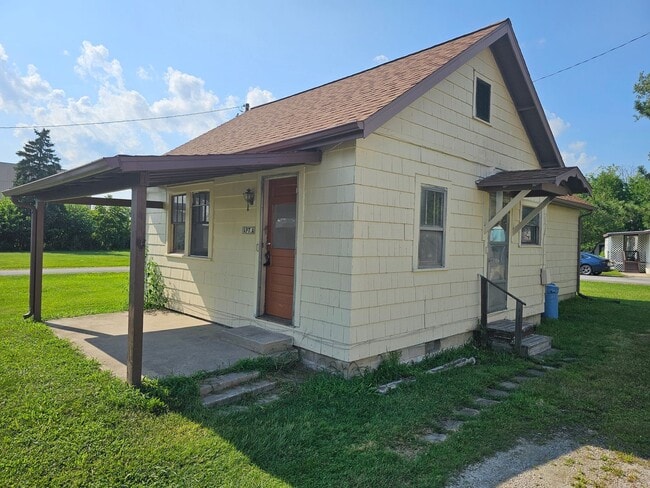 Photo - 1526 Oak Harbor Rd Unidad A