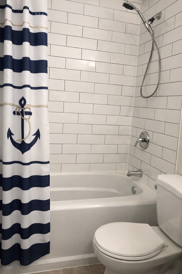 Photo - 144 King St W Unité 8