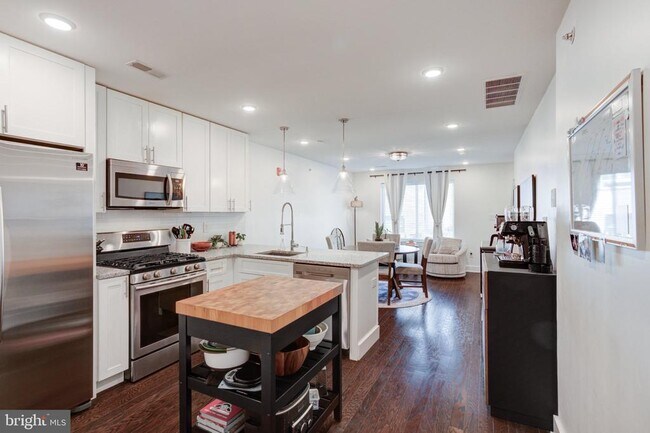 Photo - 1948 N 6th St Unit 2