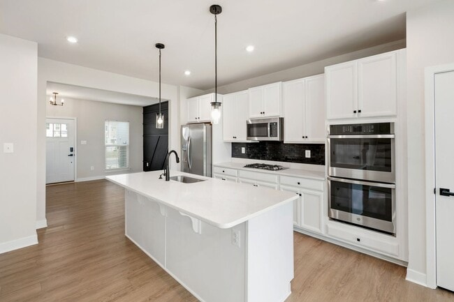 Photo - Family-Friendly Townhome for Rent in Baker...