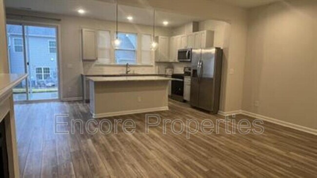 Photo - 767 Creekway Dr