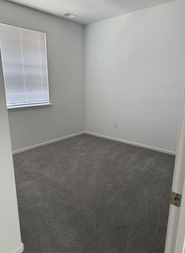 Photo - 9643 Birch Ln