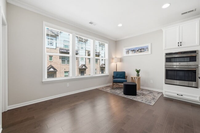 Photo - 507 Upper Stone Cir
