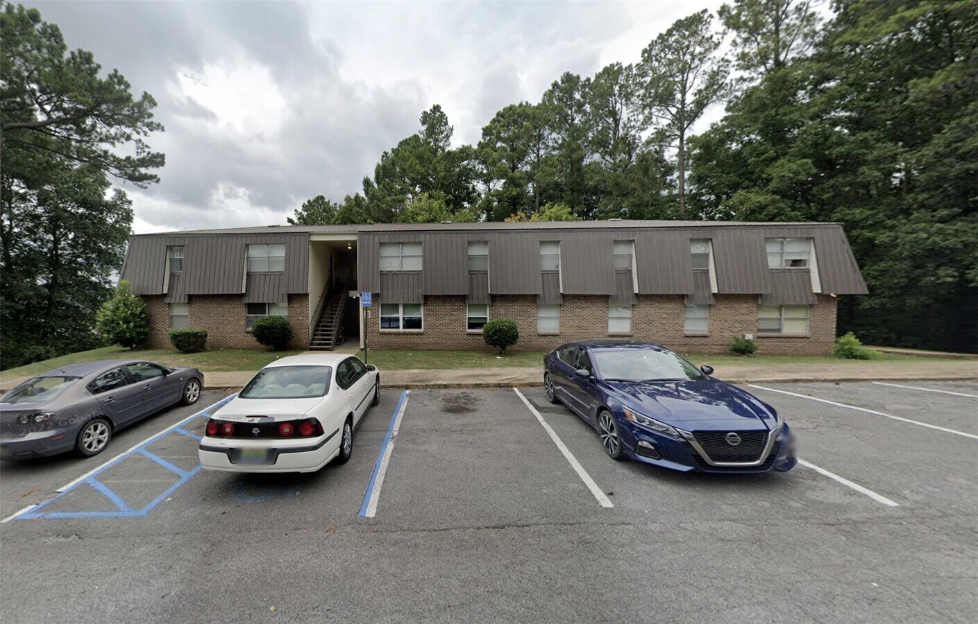 Photo - 2500 Deerman St