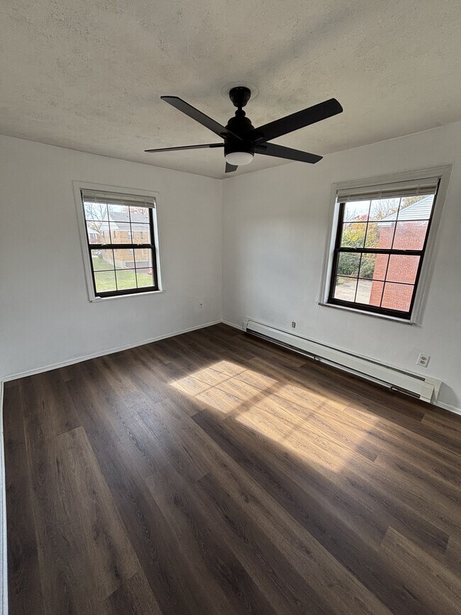 Photo - 526 Wiltshire Blvd Unit A