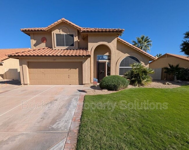 Building Photo - 2340 W Myrtle Dr