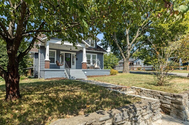 Photo - Charming 3BR/2BA home in the heart of Lock...