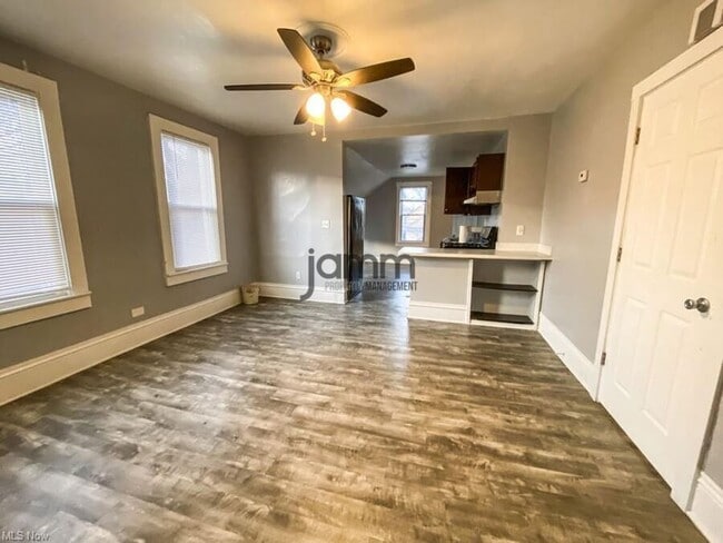 Photo - 5816 Madison Ave Unit Upper