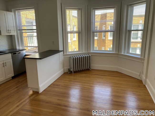 Photo - 475 Highland Ave Unit 3