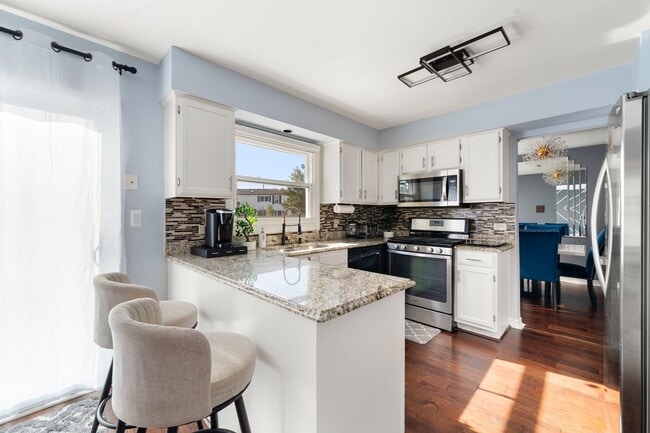 Photo - 1211 Diane Ln